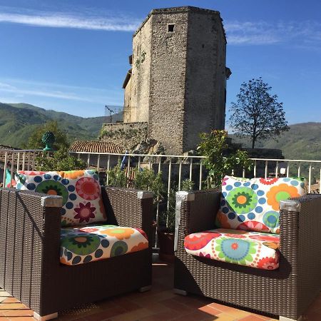 كاستل دي تورا Stanza Privata In Attico Con Terrazza - Lakeholiday It المظهر الخارجي الصورة